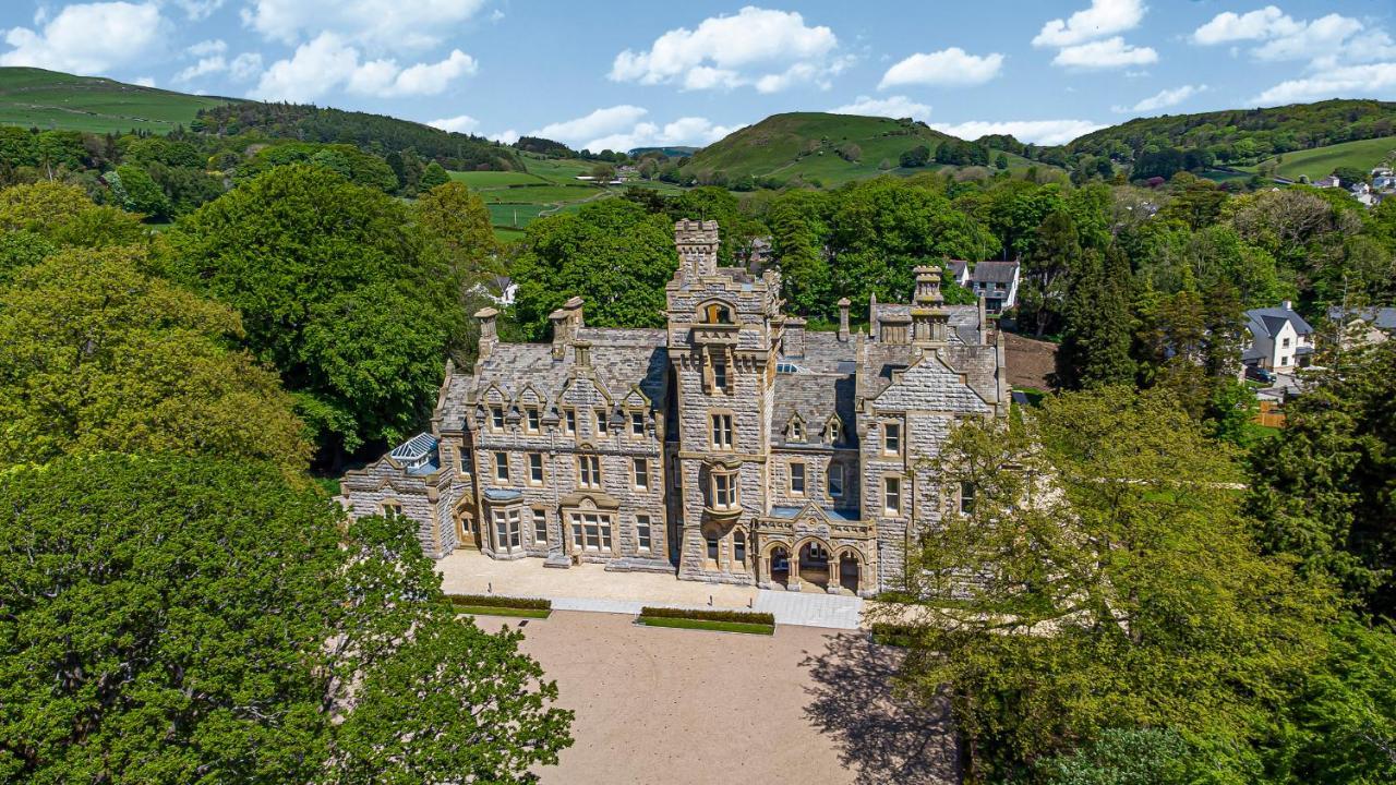 The Violet Suite Stone Cross Mansion Ulverston Dış mekan fotoğraf