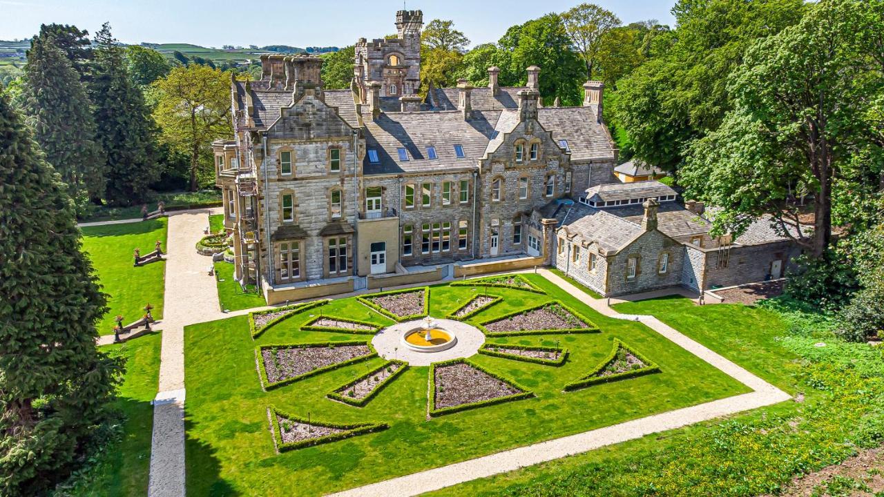 The Violet Suite Stone Cross Mansion Ulverston Dış mekan fotoğraf